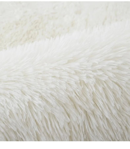 Luxurious Bedroom Wooly Carpet Rug