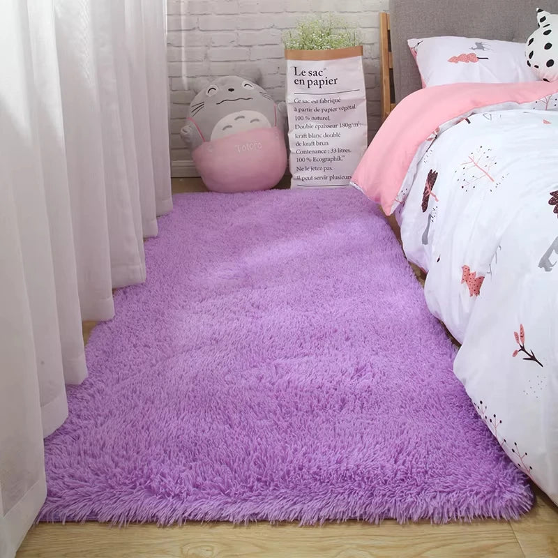 Luxurious Bedroom Wooly Carpet Rug